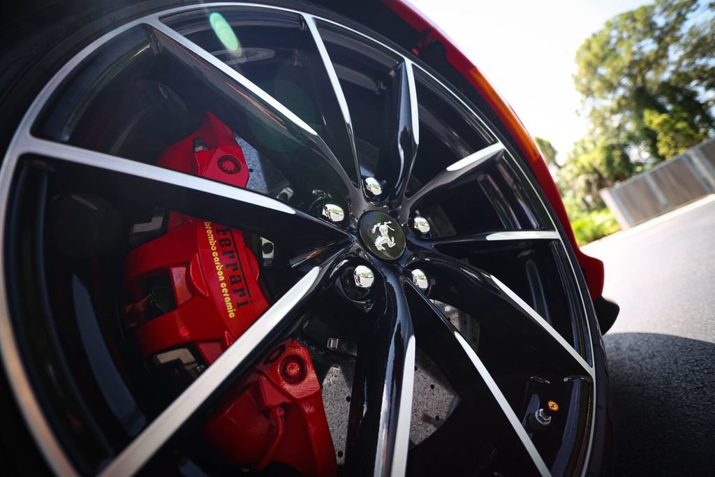 Certified 2022 Ferrari 812 GTS RWD image 17