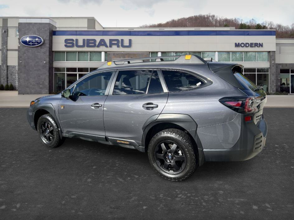 Used 2025 Subaru Outback Wilderness AWD/4WD image 6