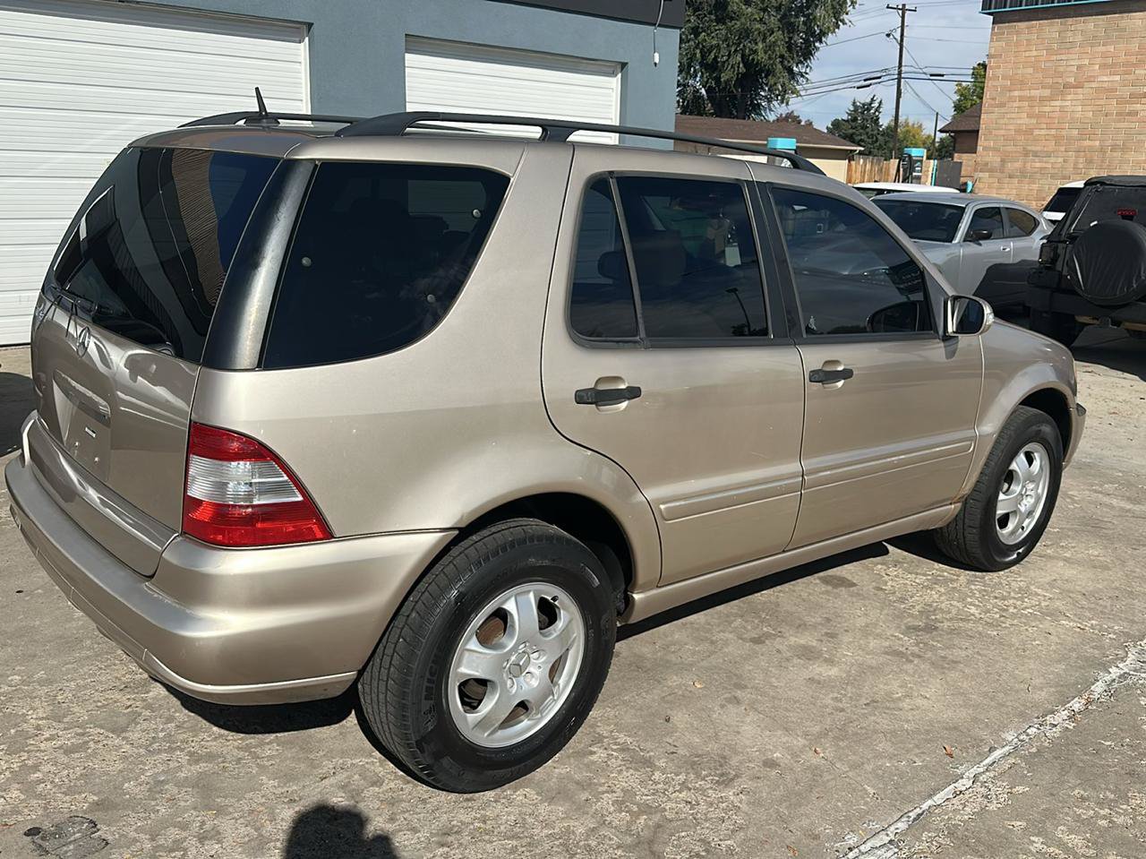 Used 2004 Mercedes-Benz ML 350 4MATIC image 5