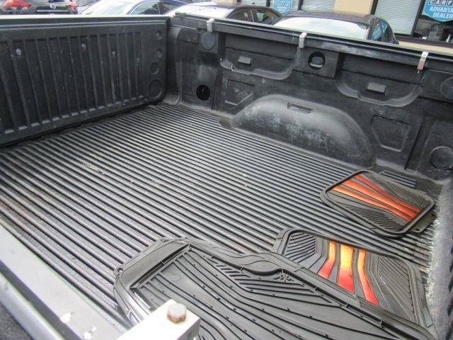 Used 2018 Chevrolet Silverado 1500 Custom w/ Custom Convenience Package AWD/4WD image 19