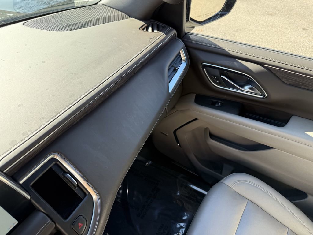 Used 2022 Chevrolet Suburban Z71 w/ Z71 Off-Road Package image 30