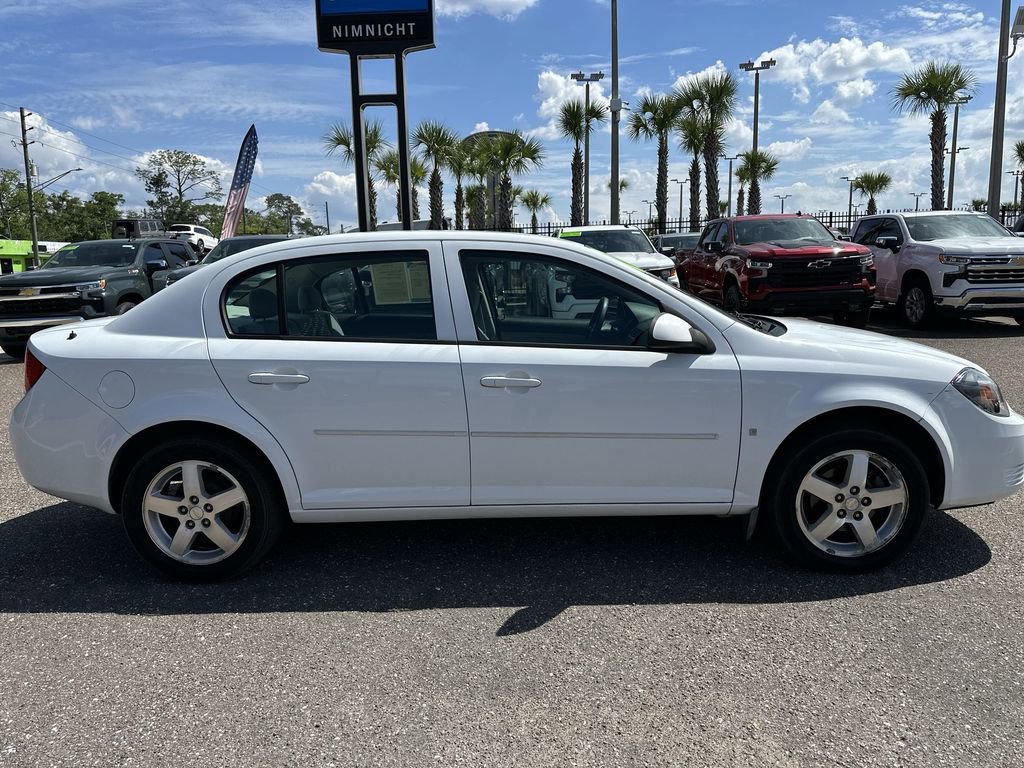 Used 2009 Chevrolet Cobalt LT w/ Preferred Equipment Group FWD image 17