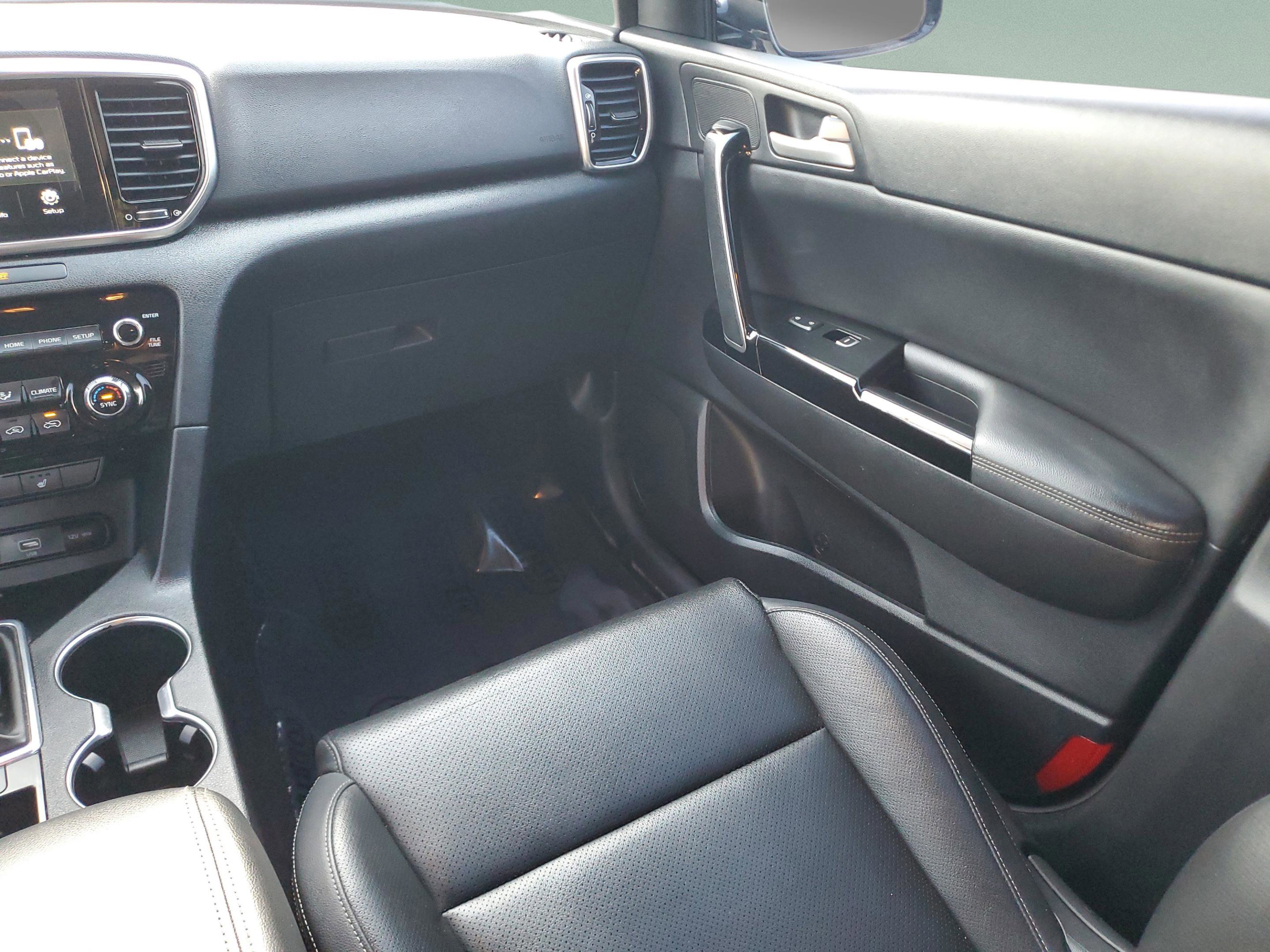 Used 2020 Kia Sportage EX image 13