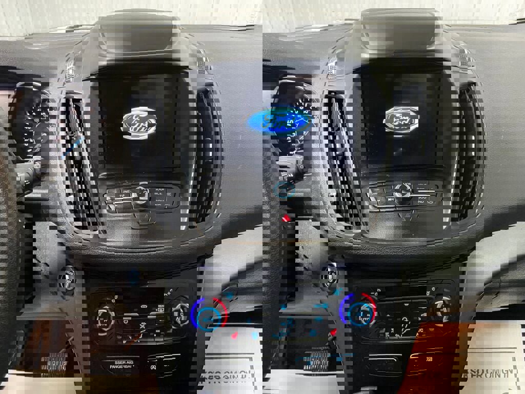 Used 2019 Ford Escape SEL image 12