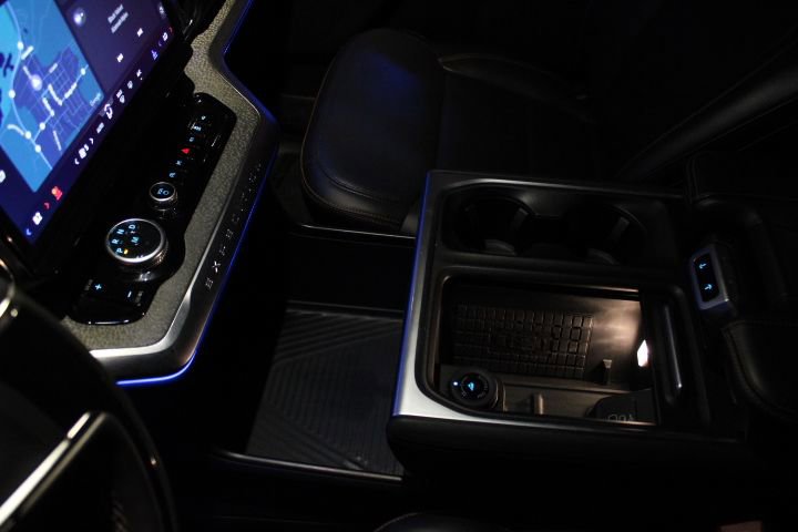 Used 2025 Ford Expedition Tremor image 36