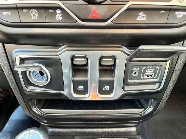 Used 2022 Jeep Wrangler Willys image 38