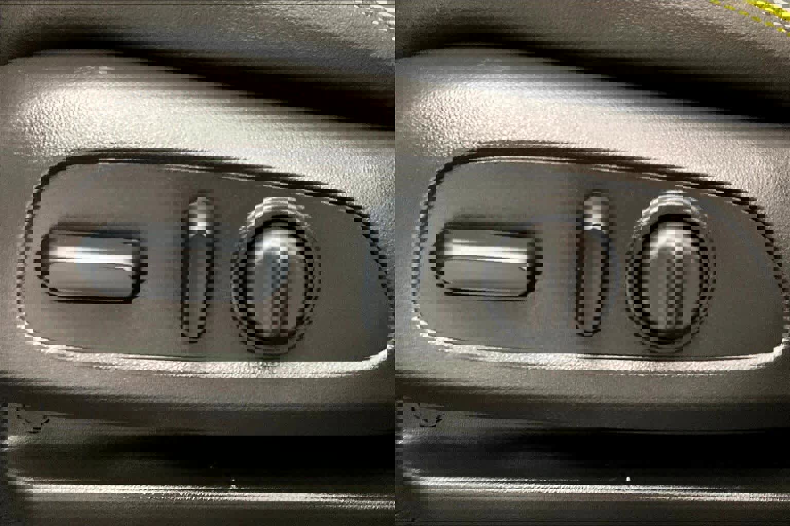 Used 2025 Chevrolet TrailBlazer ACTIV w/ Convenience Package image 33