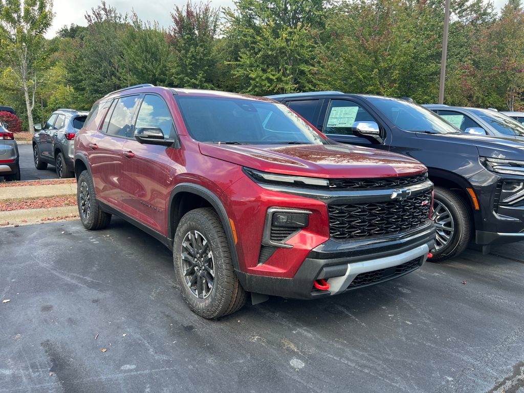New 2026 Chevrolet Traverse Z71 w/ Driver Confidence Package image 1