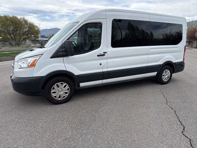 Used 2017 Ford Transit 350 XLT RWD image 2