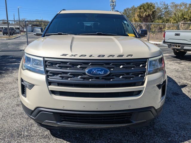 Used 2018 Ford Explorer XLT w/ Equipment Group 202A image 10