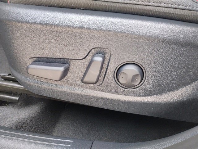 Used 2025 Kia Soul GT-Line w/ GT-Line Technology Package image 7