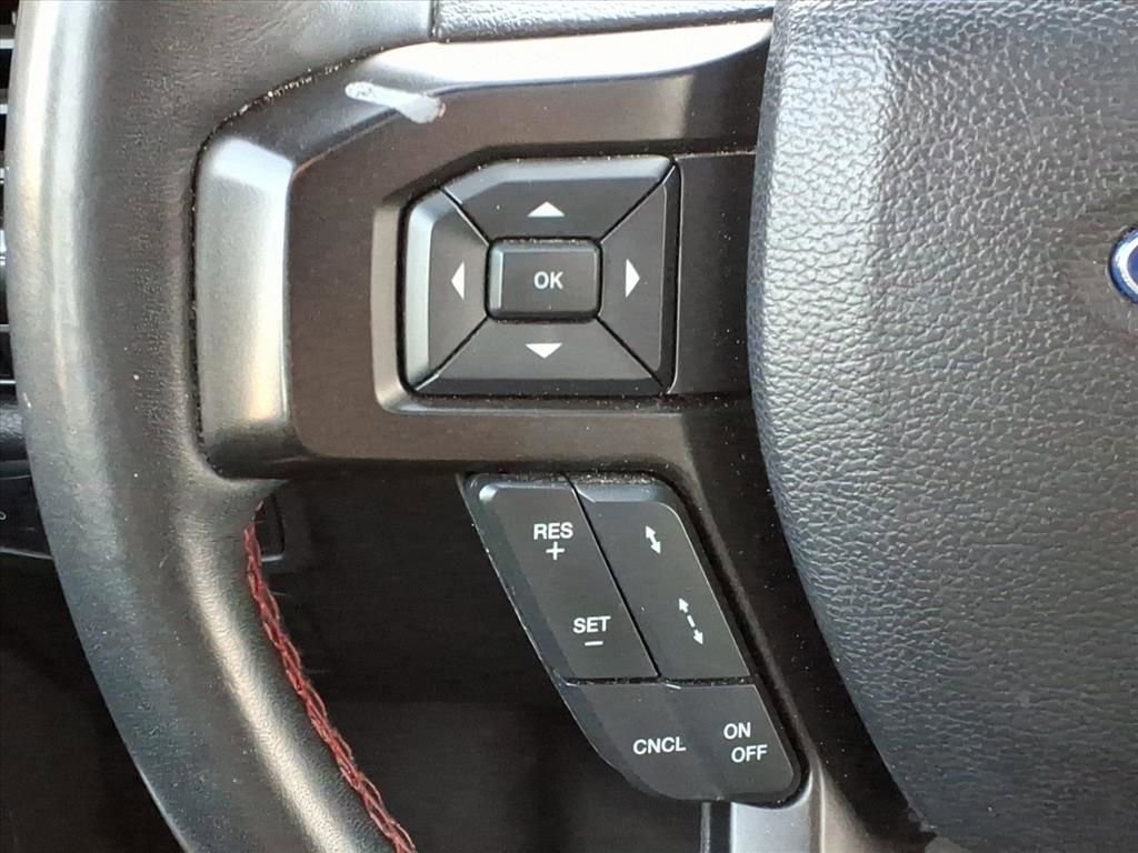 Used 2021 Ford Expedition Limited image 12