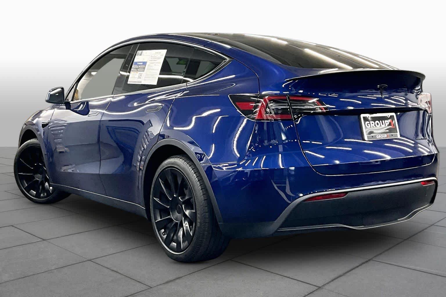 Used 2023 Tesla Model Y Long Range AWD/4WD image 11