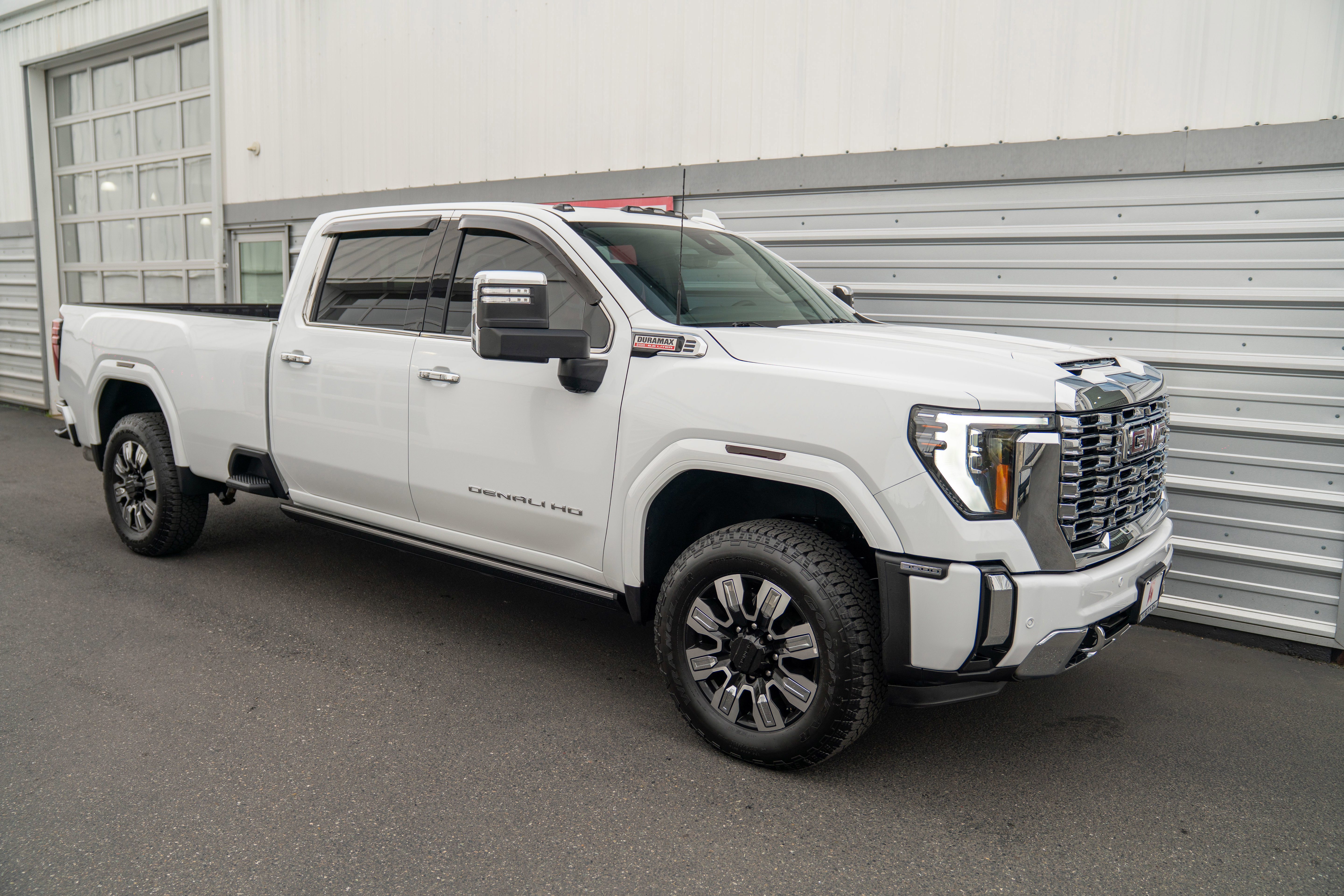 Used 2024 GMC Sierra 3500 Denali w/ Denali Reserve Package image 56
