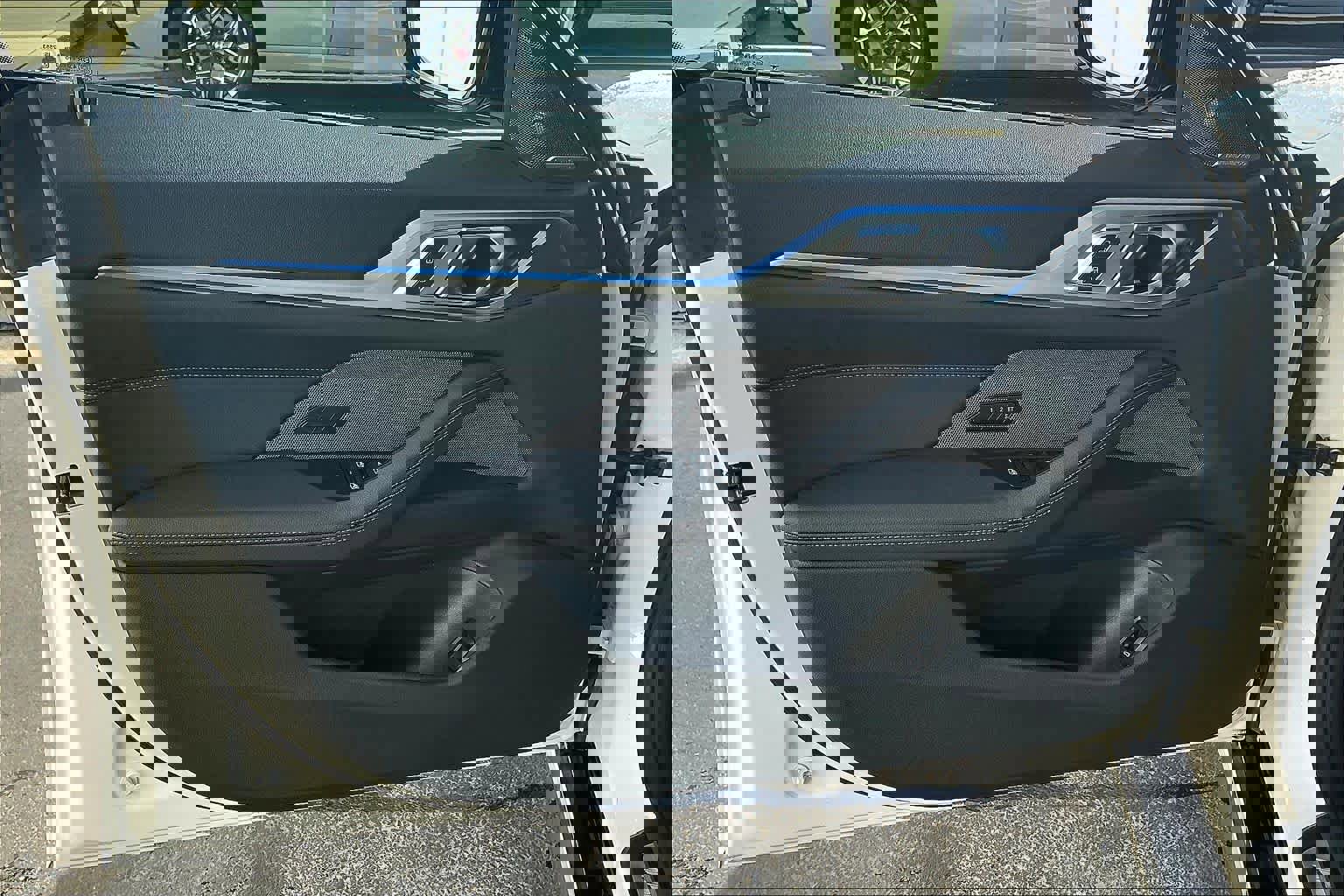 Used 2025 BMW 430i xDrive w/ M Sport Package image 24