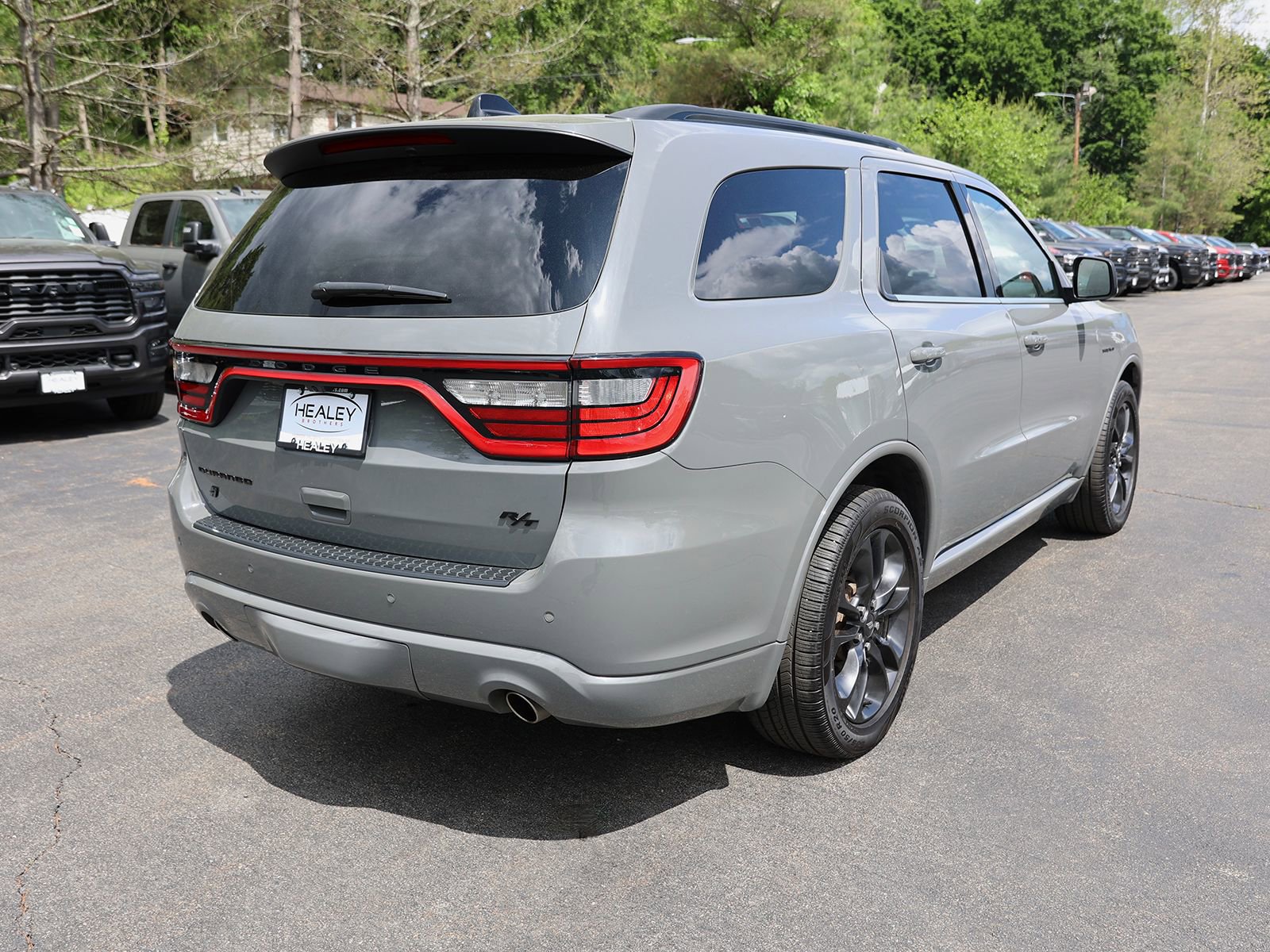 Used 2023 Dodge Durango R/T AWD/4WD image 7