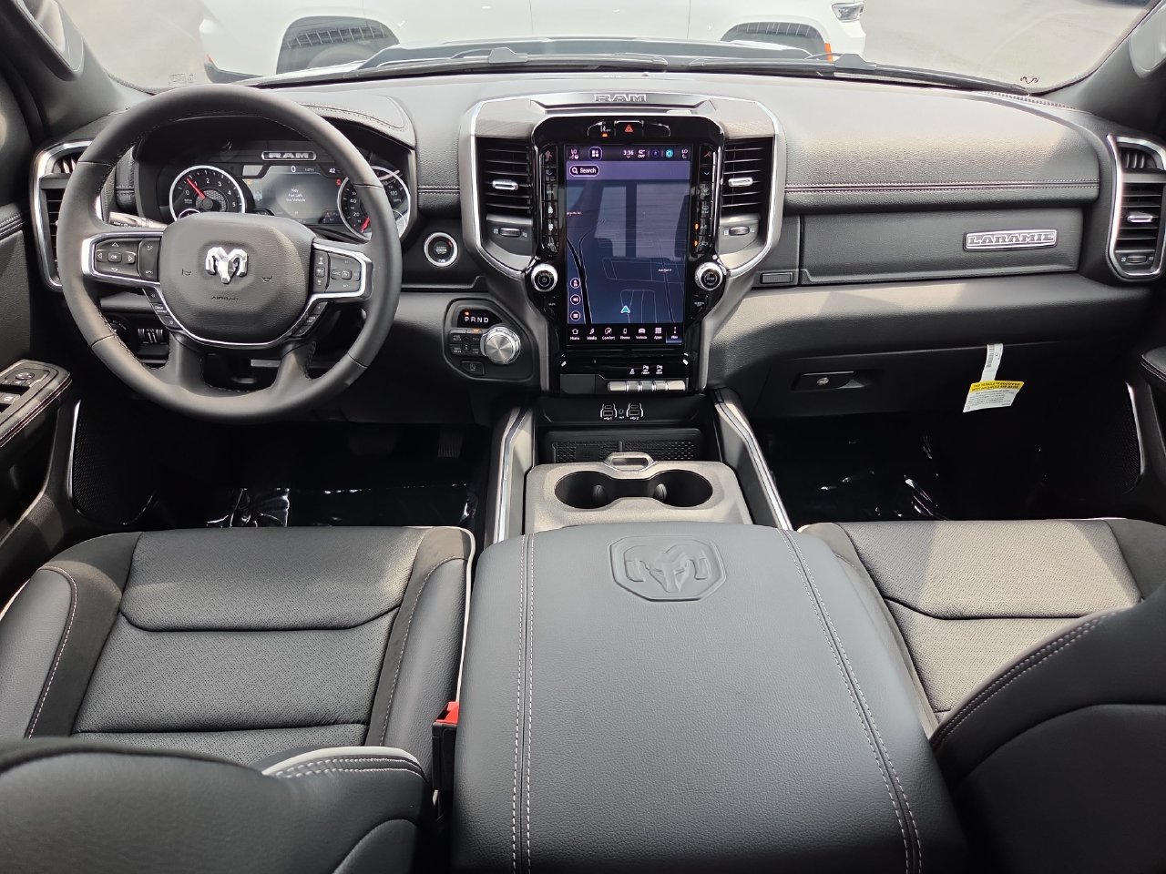 New 2026 RAM 1500 Laramie w/ Sport Appearance Package AWD/4WD image 16