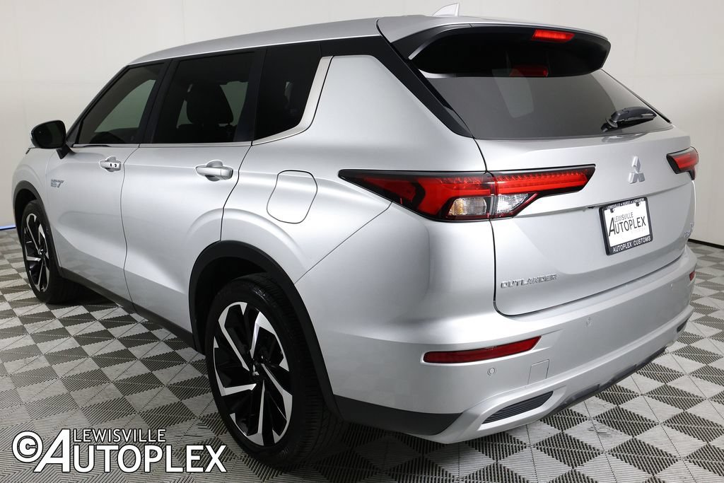 Used 2025 Mitsubishi Outlander SE AWD/4WD image 7