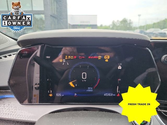Used 2024 Chevrolet Trax LT w/ Sunroof Package FWD image 4