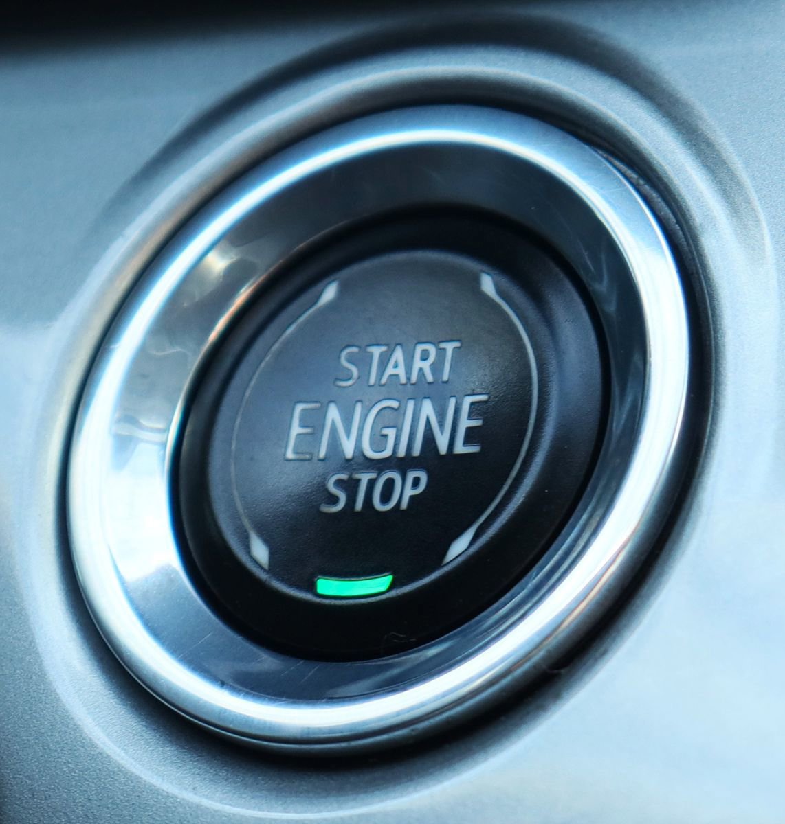 Used 2024 Chevrolet Trax LT w/ Driver Confidence Package FWD image 53