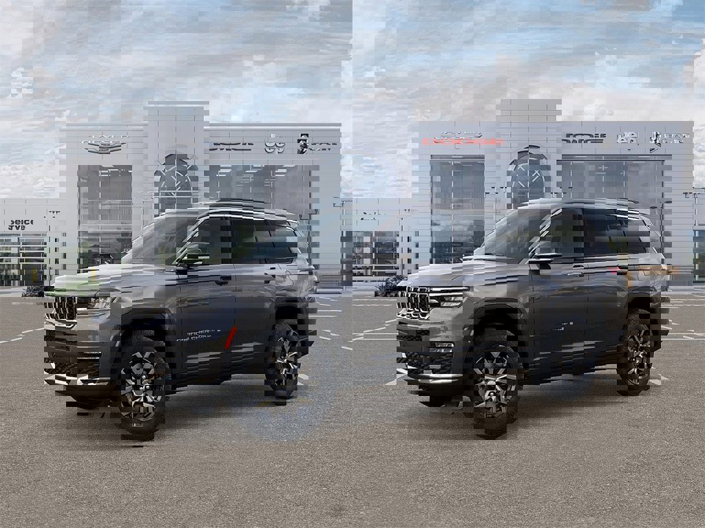 New 2025 Jeep Grand Cherokee L Limited image 2