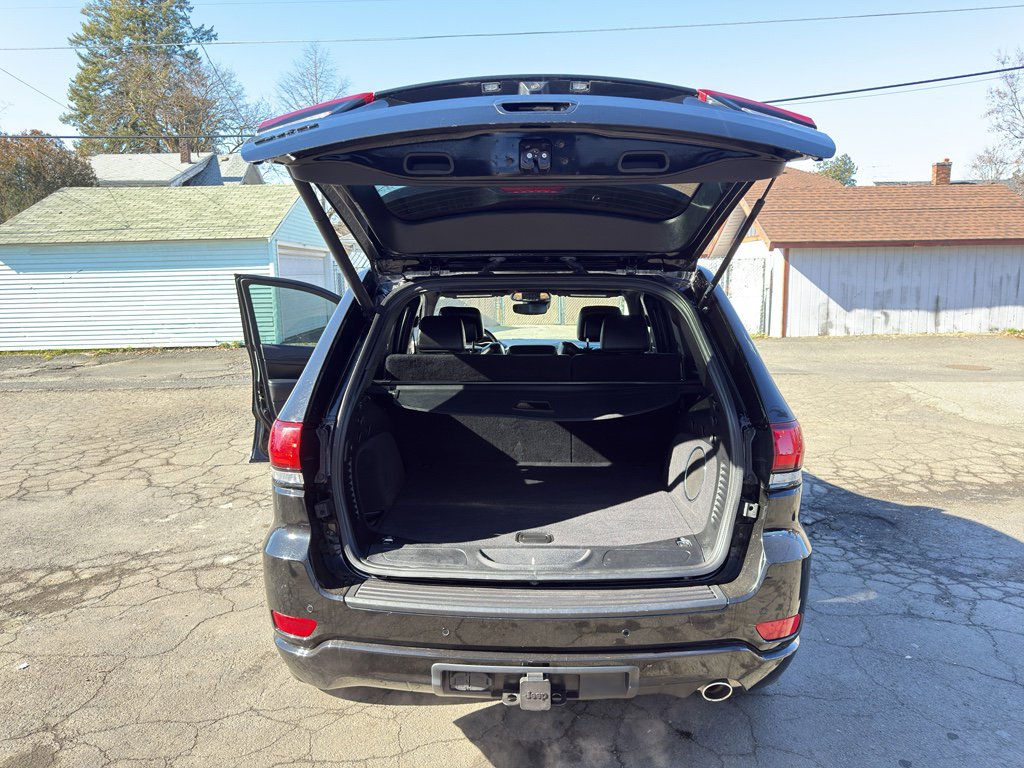 Used 2021 Jeep Grand Cherokee Laredo X image 14