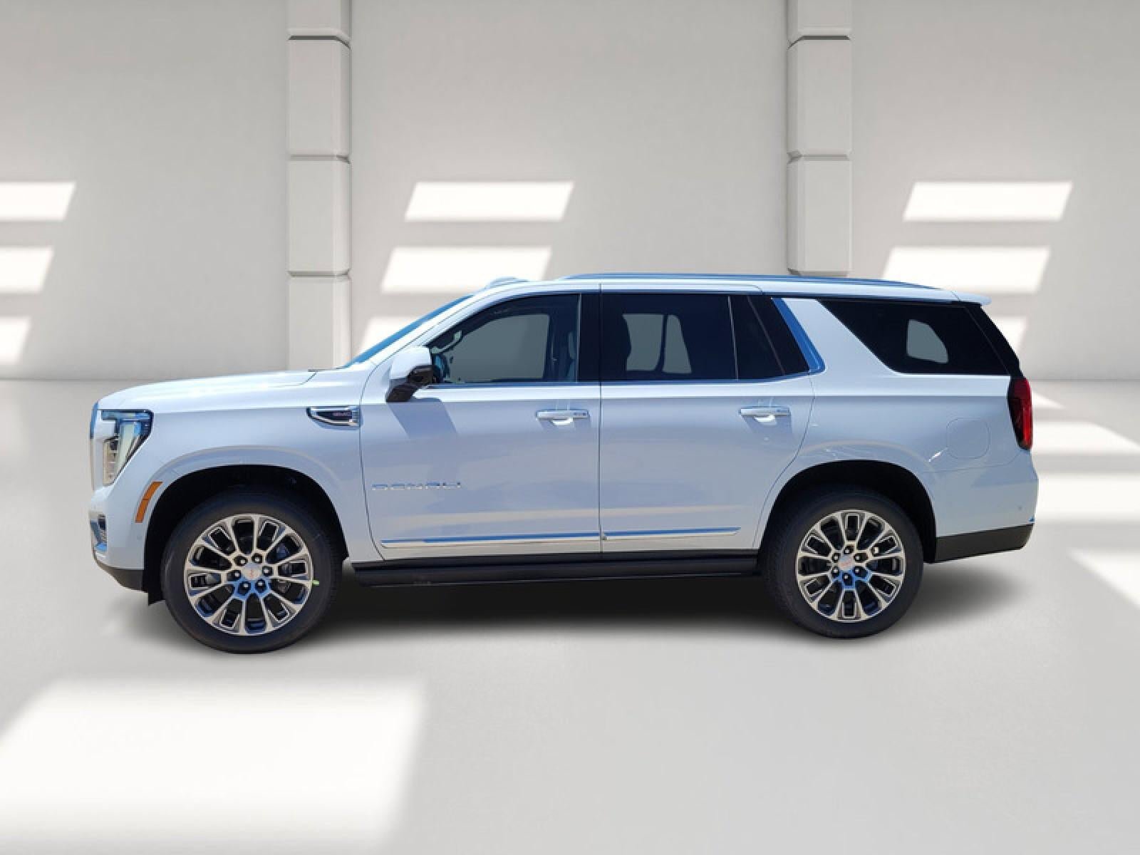 New 2026 GMC Yukon Denali w/ Denali Reserve Package RWD image 4