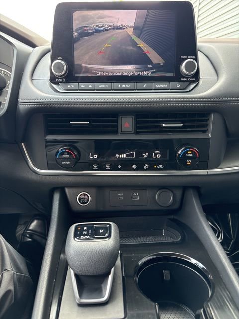 Used 2023 Nissan Rogue SV AWD/4WD image 10