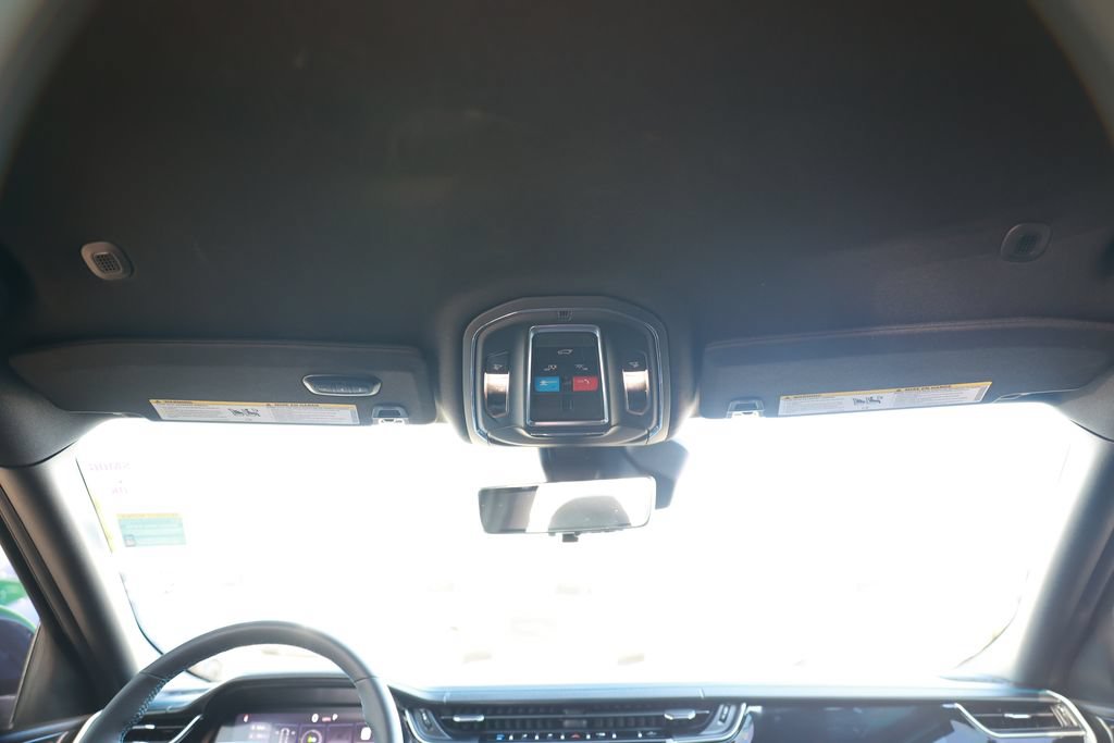 Used 2022 Jeep Grand Cherokee Trailhawk w/ Advanced Protech Group II AWD/4WD image 32