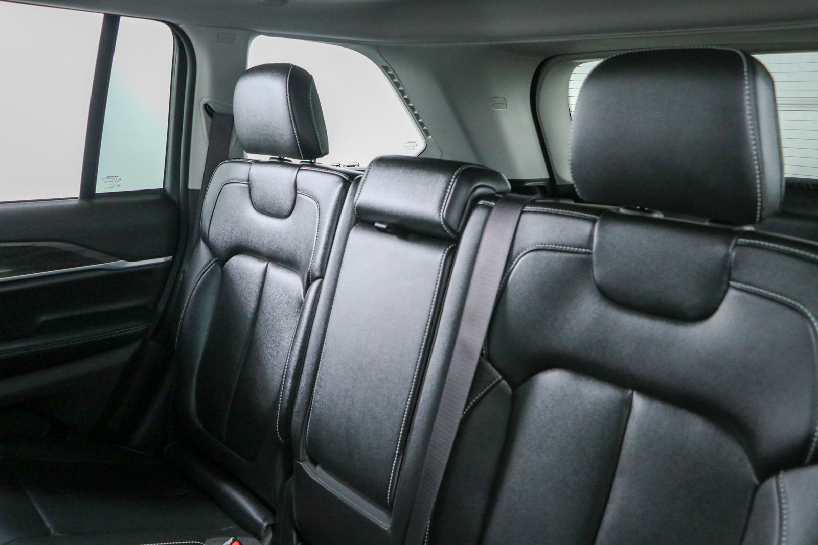 Used 2023 Jeep Grand Cherokee 4WD 4xe image 26