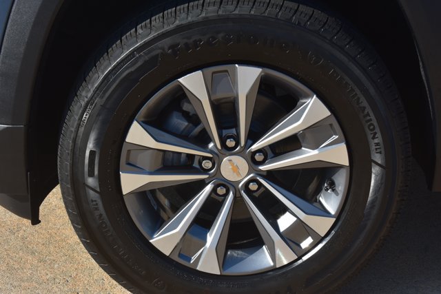 New 2027 Chevrolet Equinox LT FWD image 10