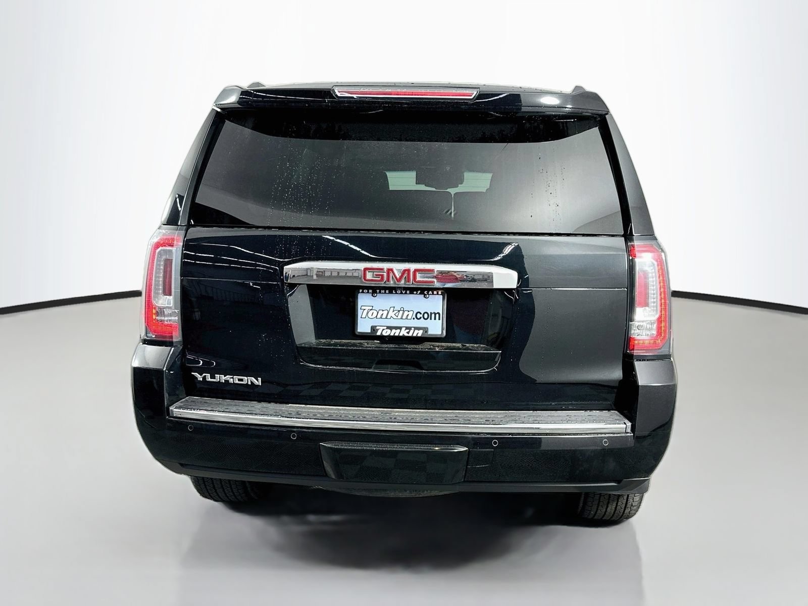 Used 2018 GMC Yukon Denali AWD/4WD image 7