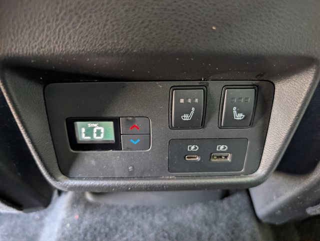 Used 2023 Nissan Rogue Platinum w/ Platinum Premium Package FWD image 32
