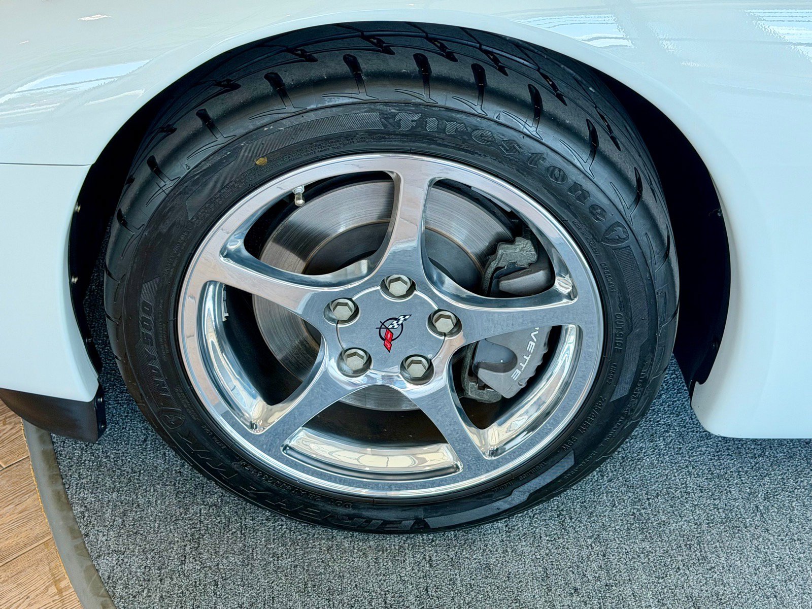 Used 2001 Chevrolet Corvette Convertible w/ Preferred Equipment Group2 image 16