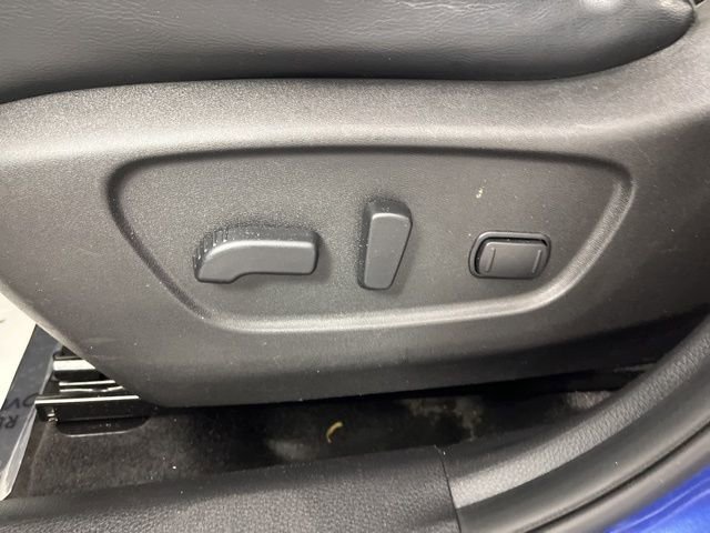 Used 2018 Nissan Rogue SL image 32