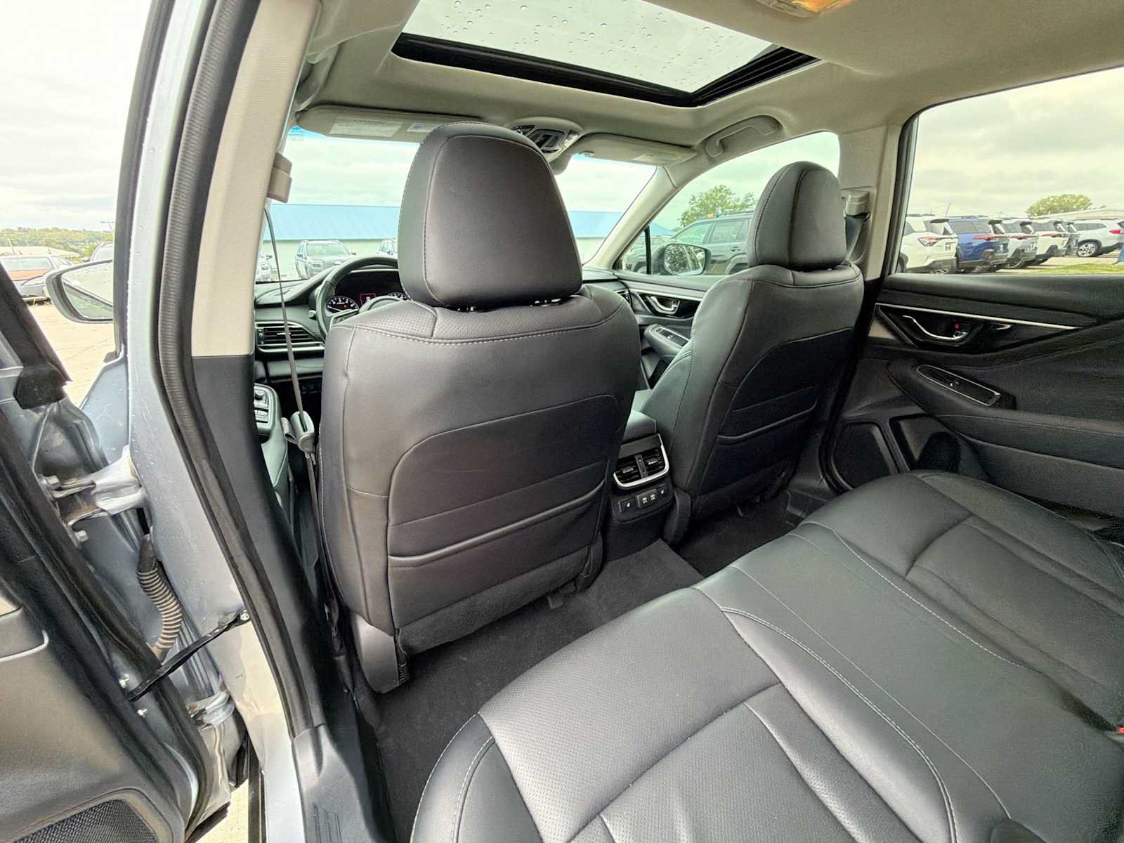 Certified 2021 Subaru Outback Limited AWD/4WD image 15
