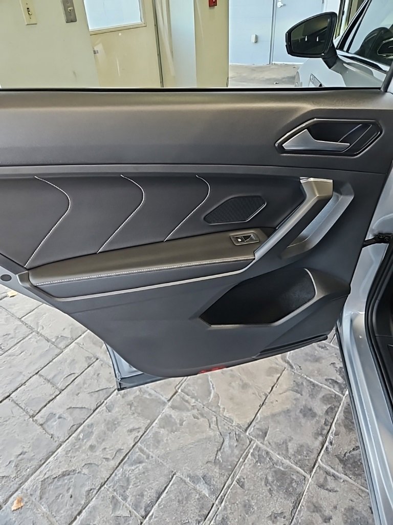 Used 2022 Volkswagen Tiguan SE image 20