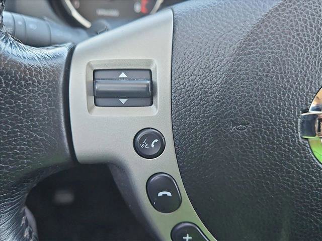 Used 2010 Nissan Rogue SL w/ Premium Pkg image 26