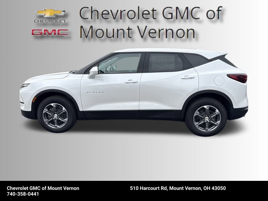 New 2025 Chevrolet Blazer LT w/ Driver Confidence Package image 2