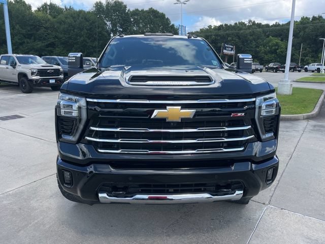 Used 2024 Chevrolet Silverado 2500 LTZ w/ LTZ Plus Package AWD/4WD image 12