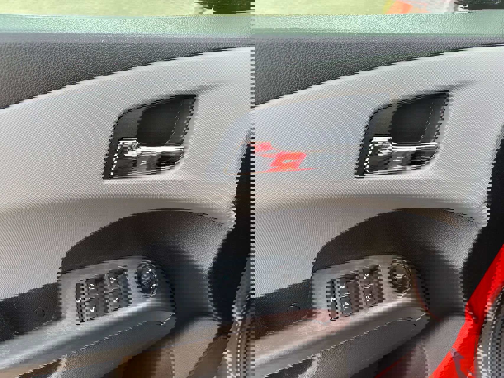 Used 2012 Chevrolet Sonic LT image 12