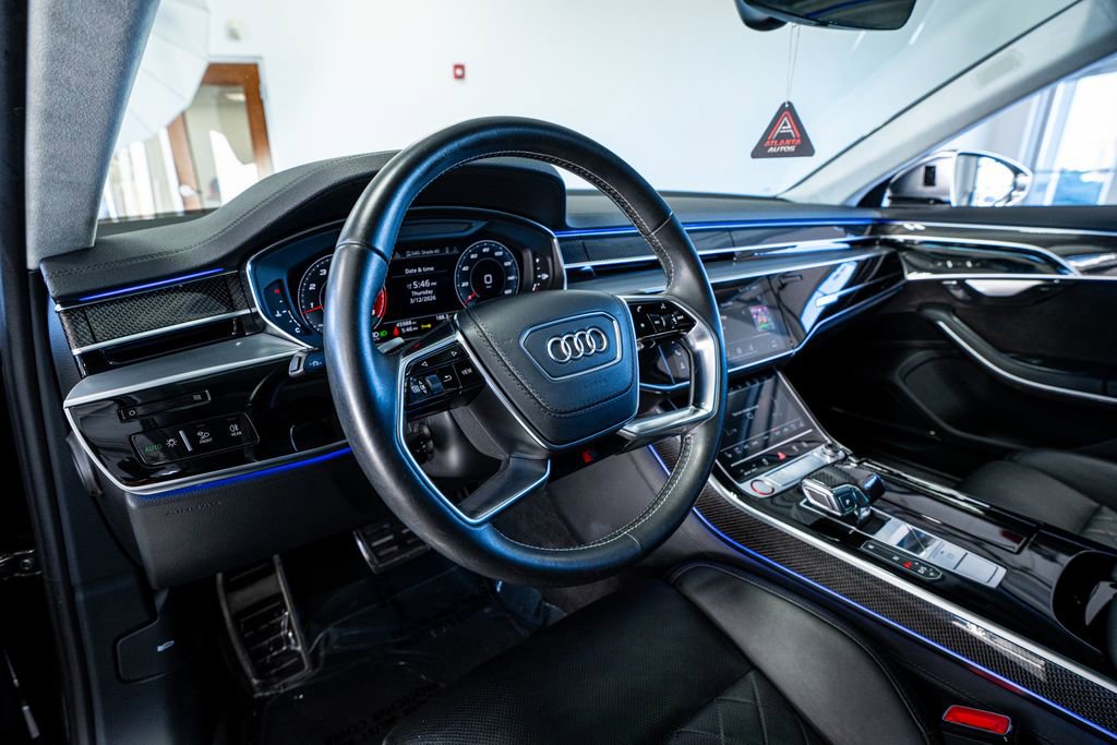 Used 2020 Audi S8 L image 33