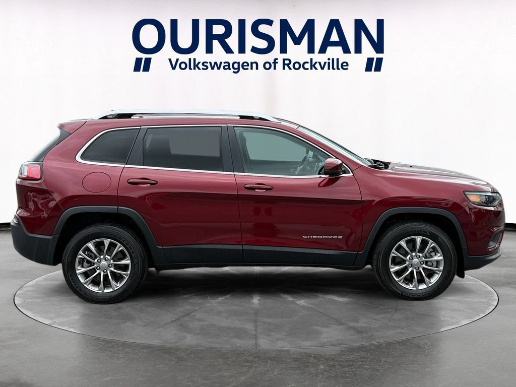 Used 2020 Jeep Cherokee Latitude Plus w/ Cold Weather Group AWD/4WD image 7