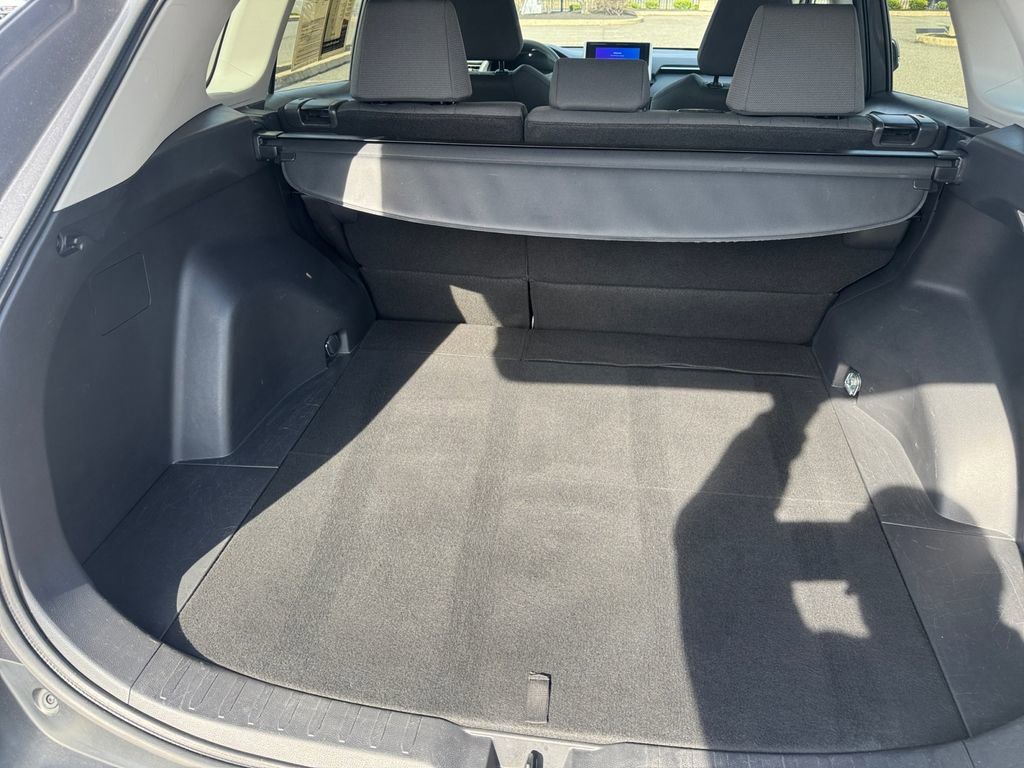 Used 2024 Toyota RAV4 XLE image 25