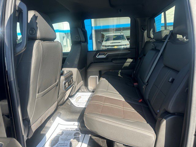 Certified 2025 Chevrolet Silverado 2500 High Country w/ Technology Package image 8