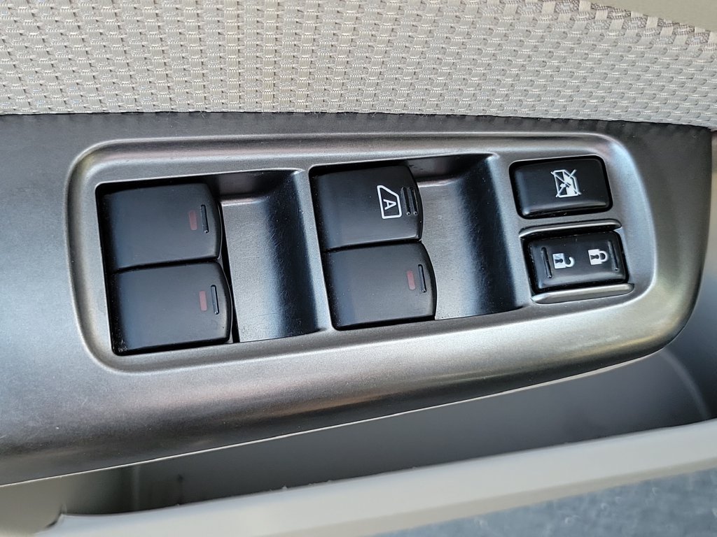 Used 2012 Subaru Forester 2.5X AWD/4WD image 21