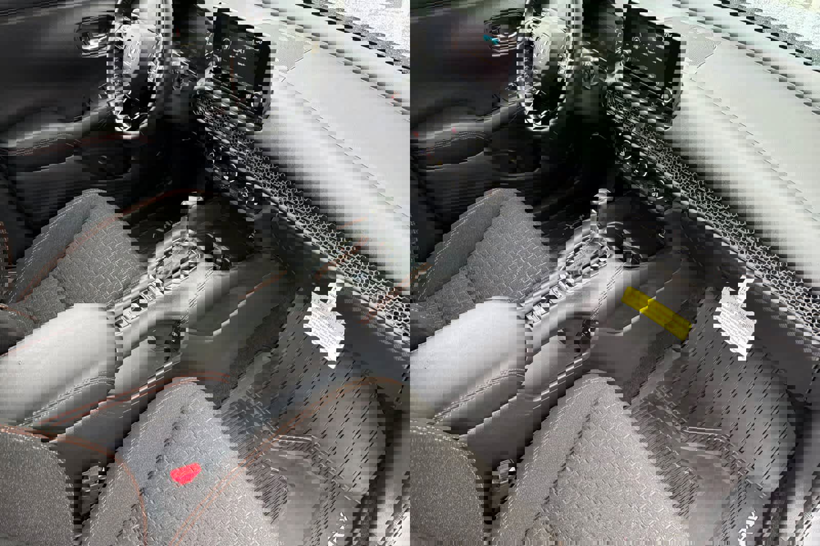 Certified 2025 Honda HR-V Sport image 18