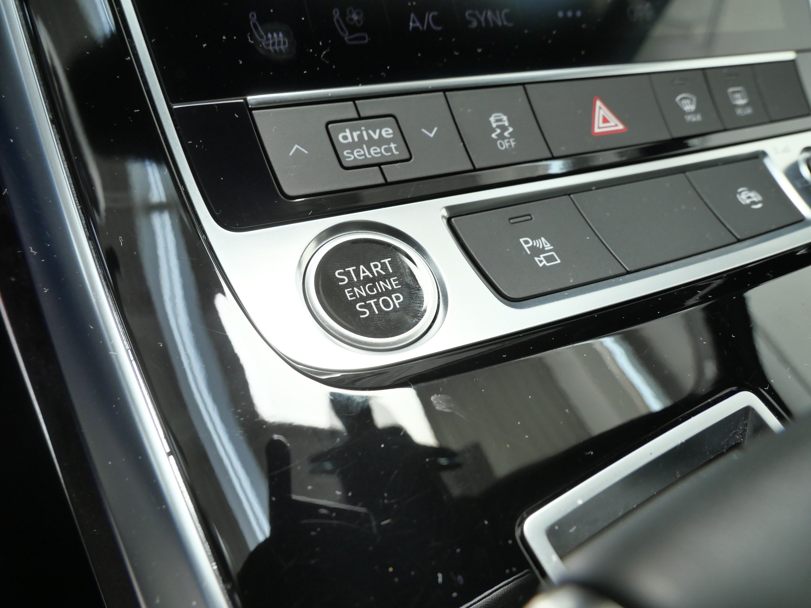 Used 2023 Audi Q7 2.0T Premium Plus w/ Premium Plus Package AWD/4WD image 28