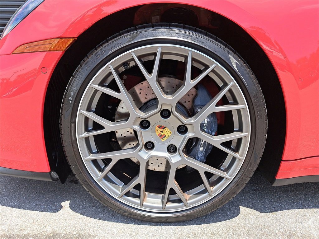 Certified 2025 Porsche 911 Carrera image 10