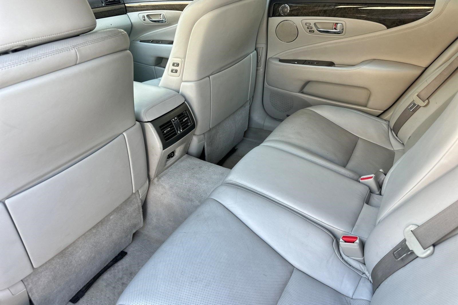 Used 2007 Lexus LS 460 image 15